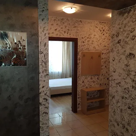 Camping Europe Art Apartment