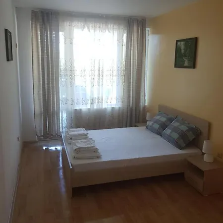 Camping Europe Art Apartment *