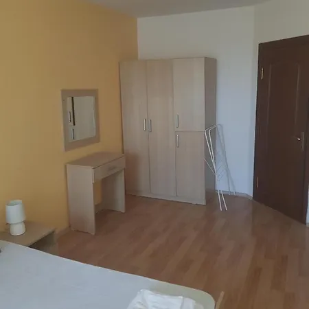 Apartment Camping Europe Art Pomorie